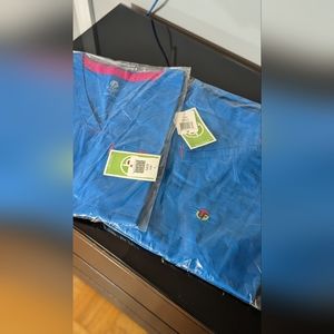 U-Feel Mujer scrub set